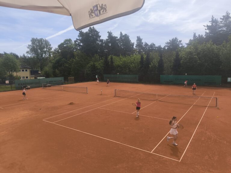 TSV Bindlach Damen gegen TA Eckersdorf II Sommer 2026 4